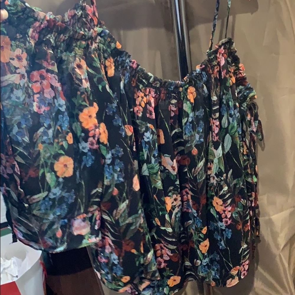 Off the shoulder shirt !!!